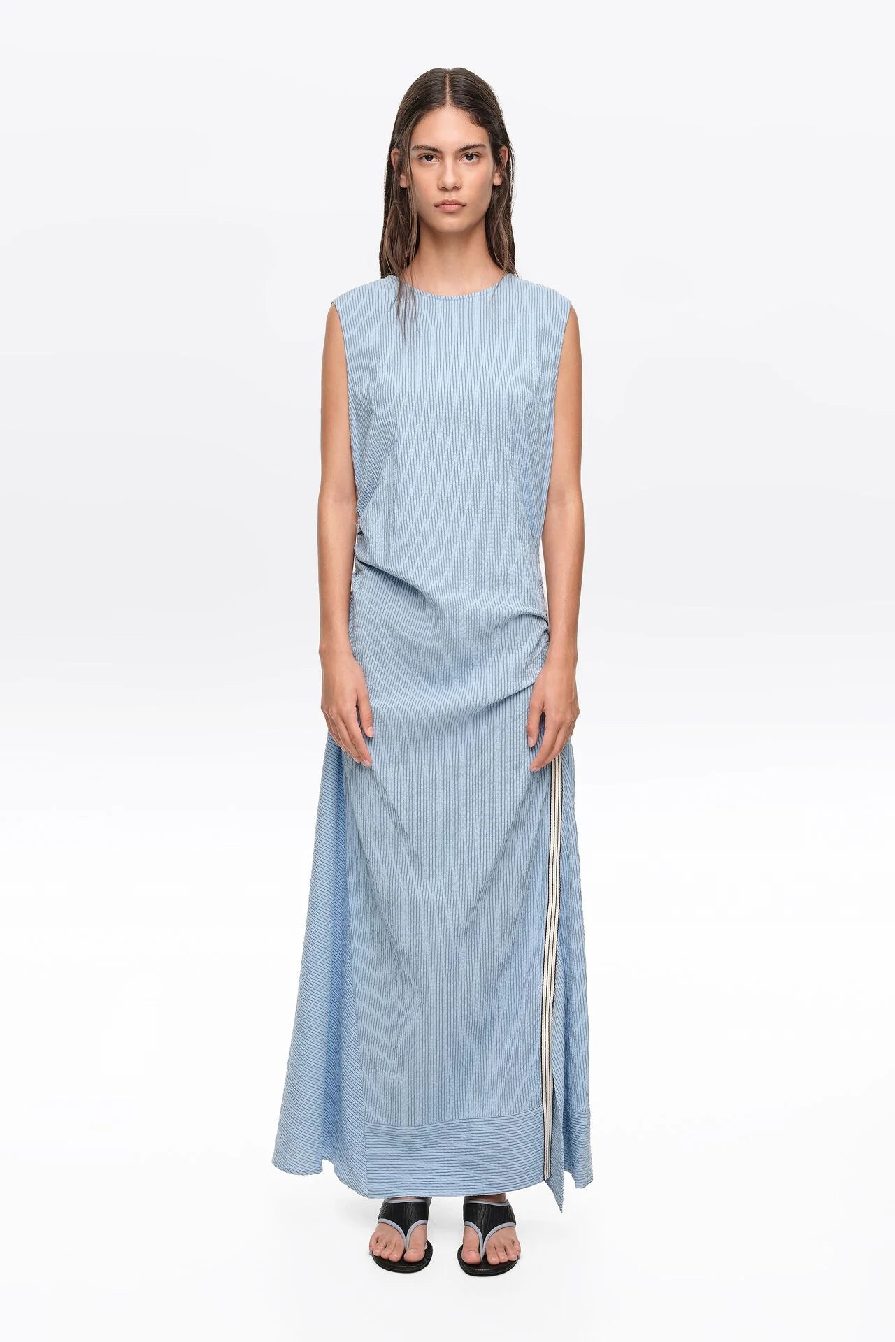 ROBE SANS MANCHES BRIDE SUPERPOSÉE RAYURES BLEUES (Copie)