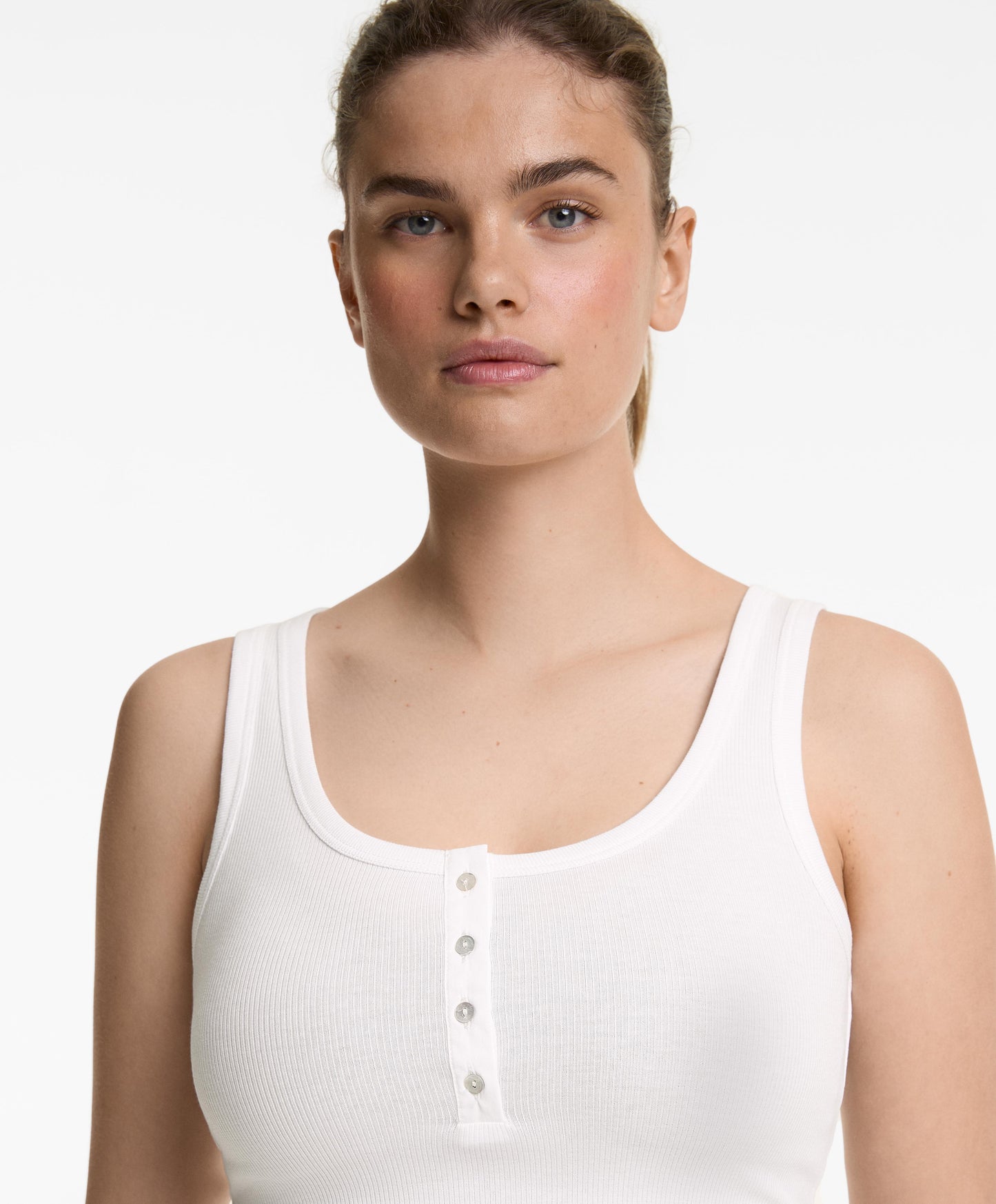 SLEEVELESS BUTTONED TOP WITH COTTON AND MODAL