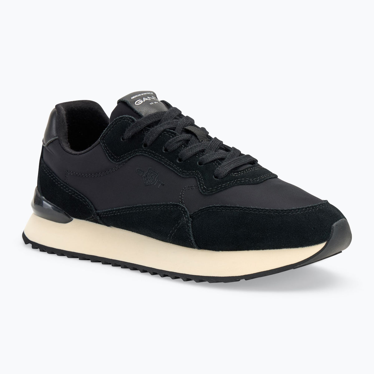 BASKETS EN CUIR