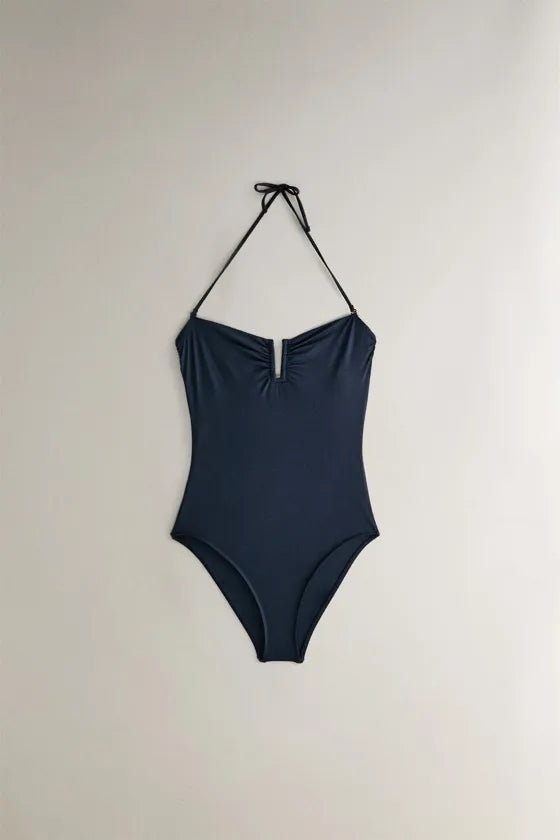 MAILLOT DE BAIN AVEC UN COEUR