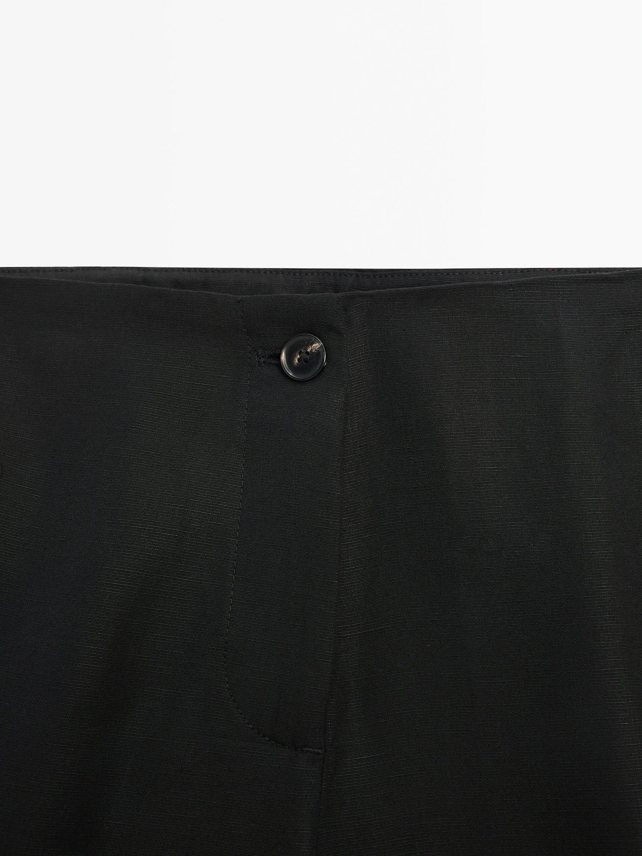 PANTALON FLARE EN FIBRE DE CELLULOSE MÉLANGÉ AVEC COUTURES MARQUÉES MASSIMO DUTTI