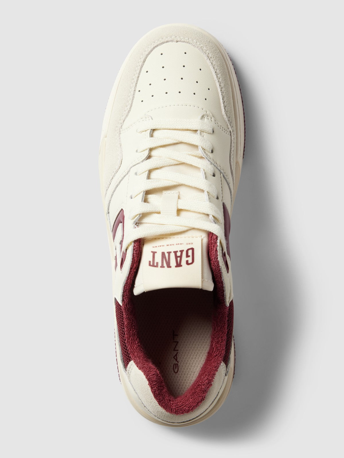 BASKETS EN CUIR
