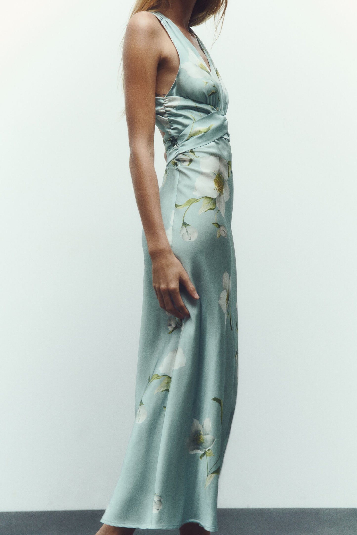 Robe Floral Print Satin Effect