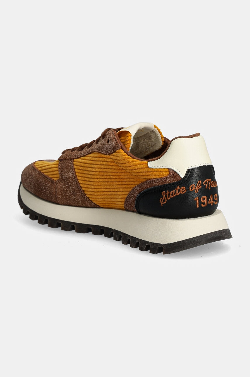 BASKETS EN CUIR