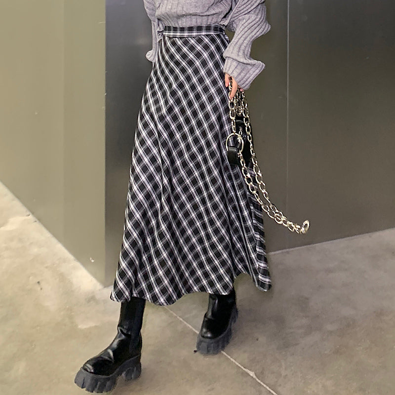 PLAID MIDI SKIRT