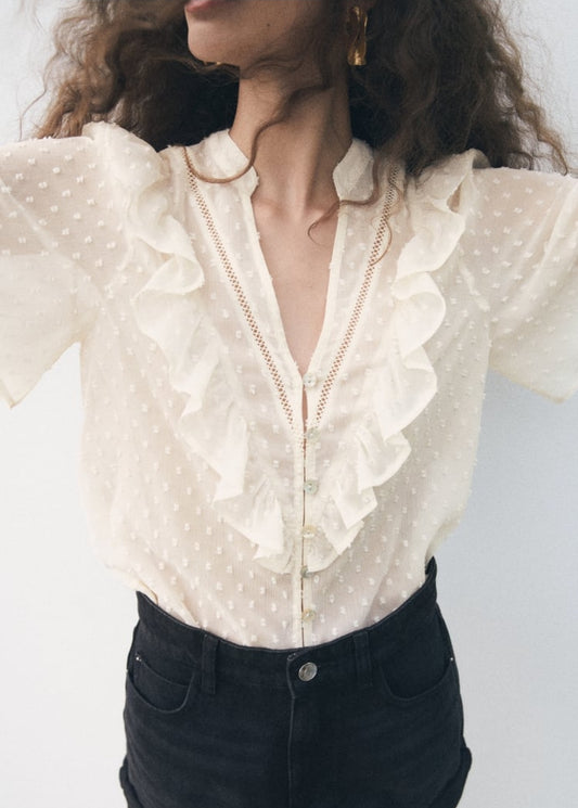 BLOUSE EN PLUMETIS À VOLANTS