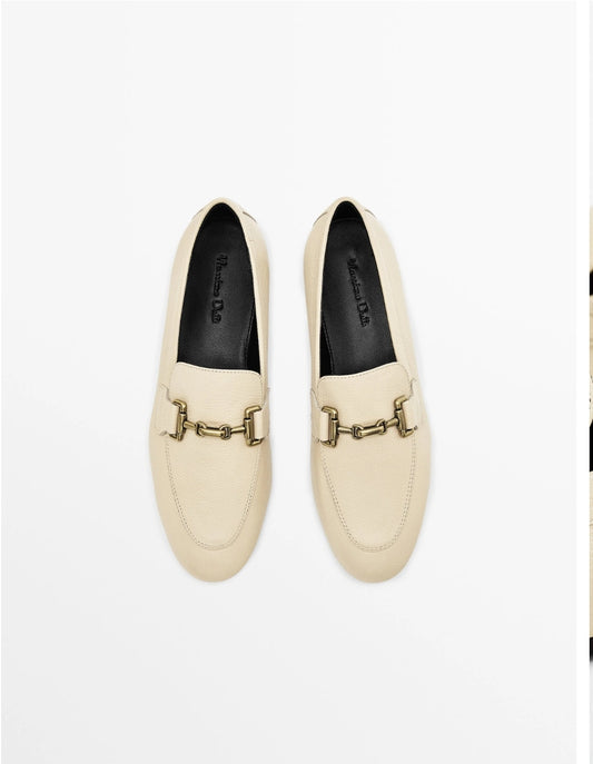 Mocassins Cuir Boucle Métallique Cru
