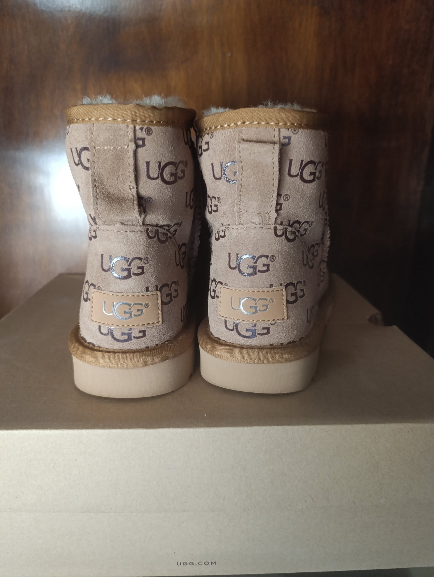 UGG BOTTE CLASSIC MINI II