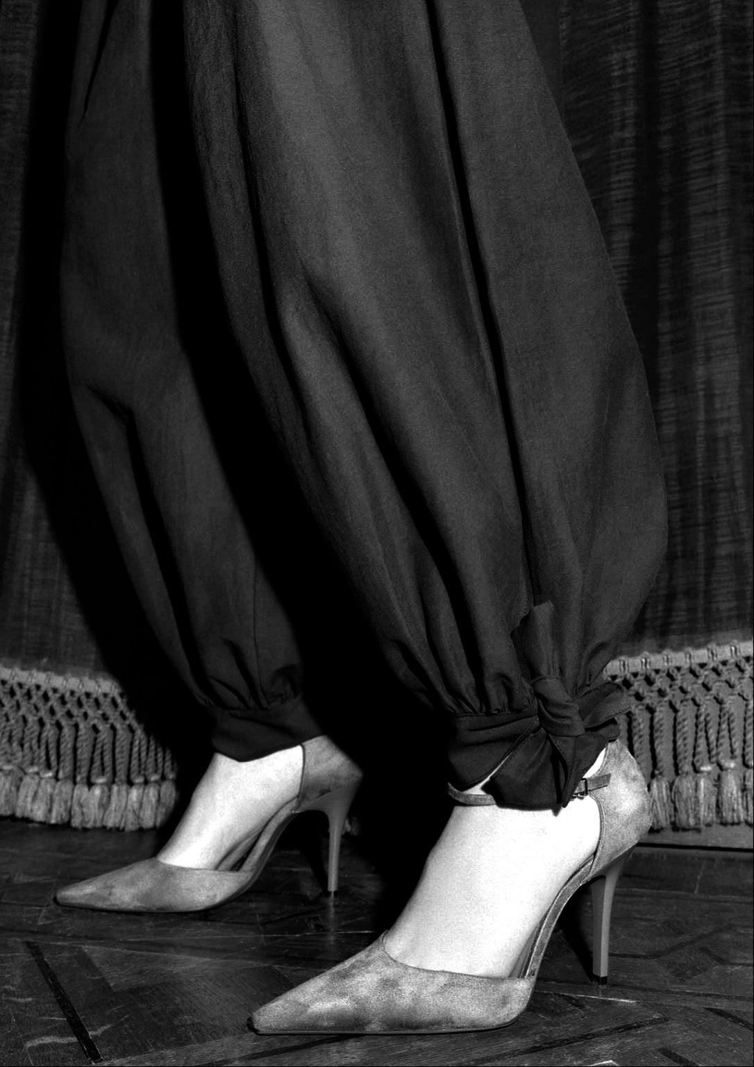 PANTALON BOUFFANT AVEC NŒUDS