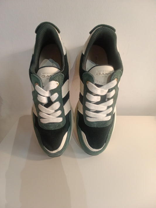 BASKETS EN CUIR