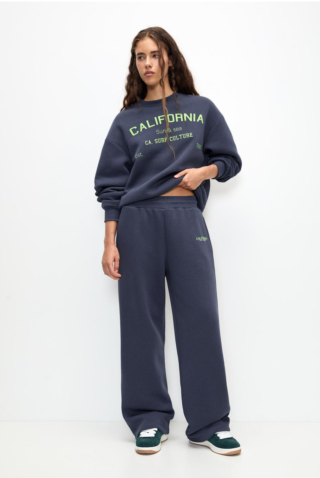 ENSEMBLE DE SURVÊTEMENT SWEAT| PANTALON UNIVERSITAIRE