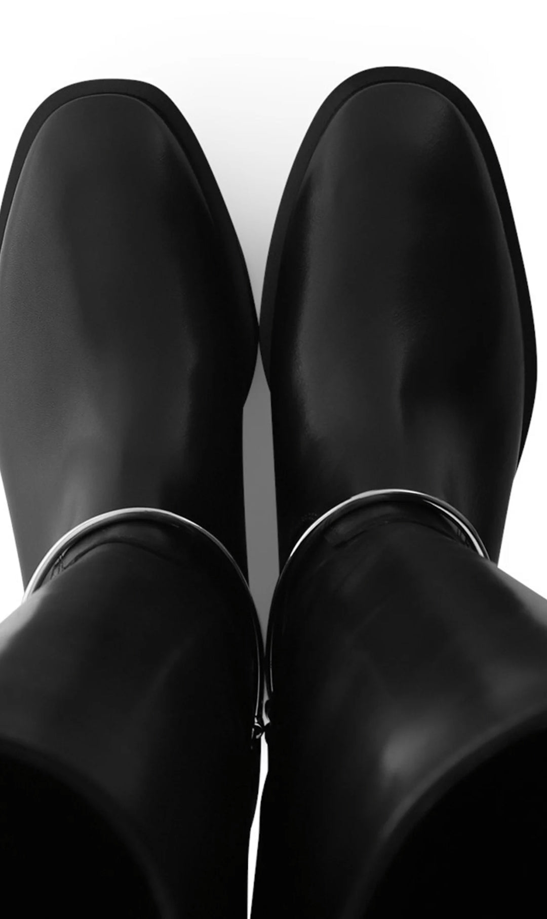 BOTTES EN CUIR AVEC ÉTRIER