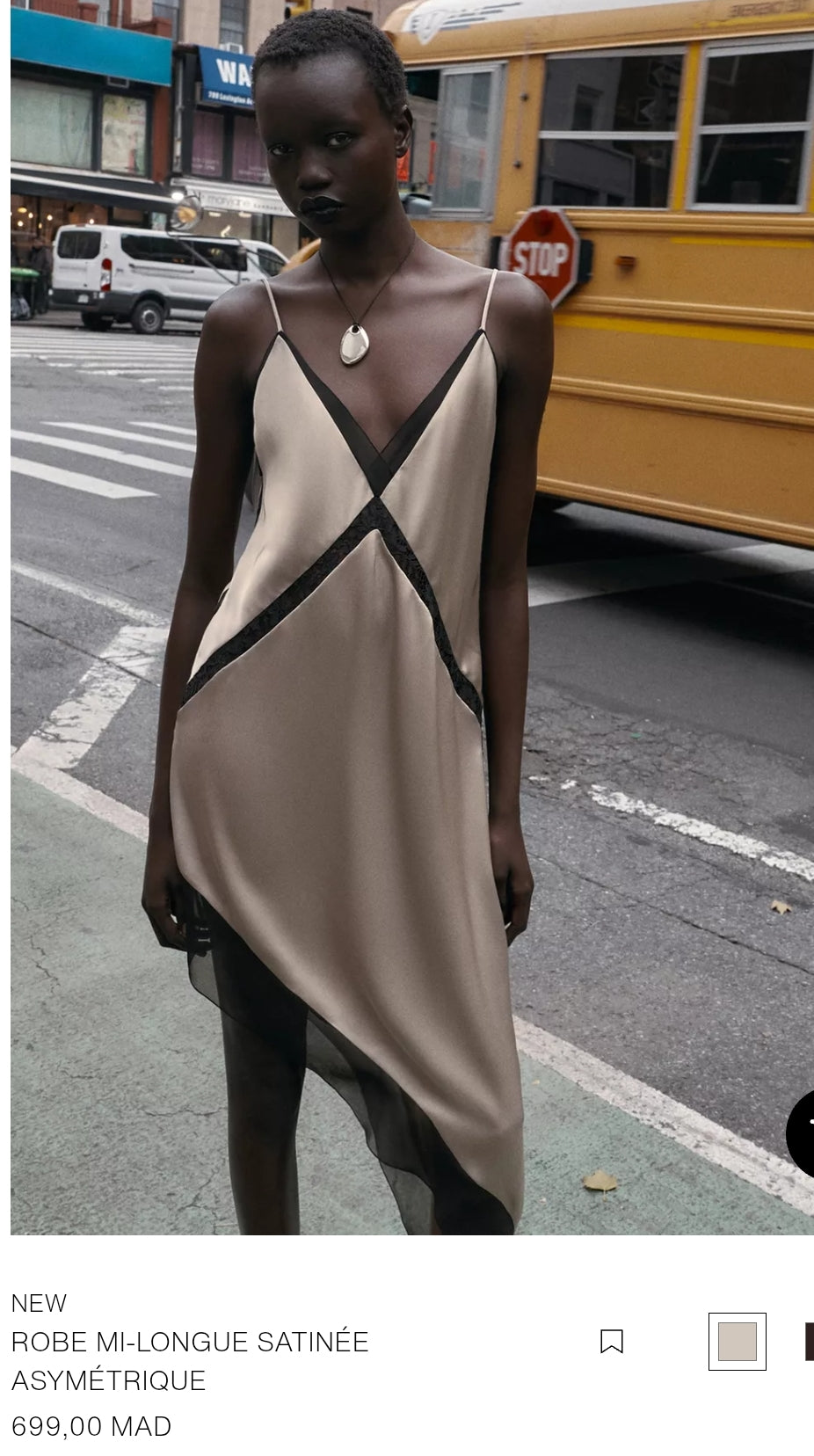 ROBE MI-LONGUE SATINÉE ASYMÉTRIQUE