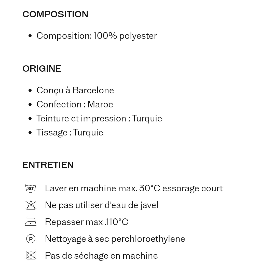 ROBE CINTRÉE AVEC MANCHES ÉVASÉES