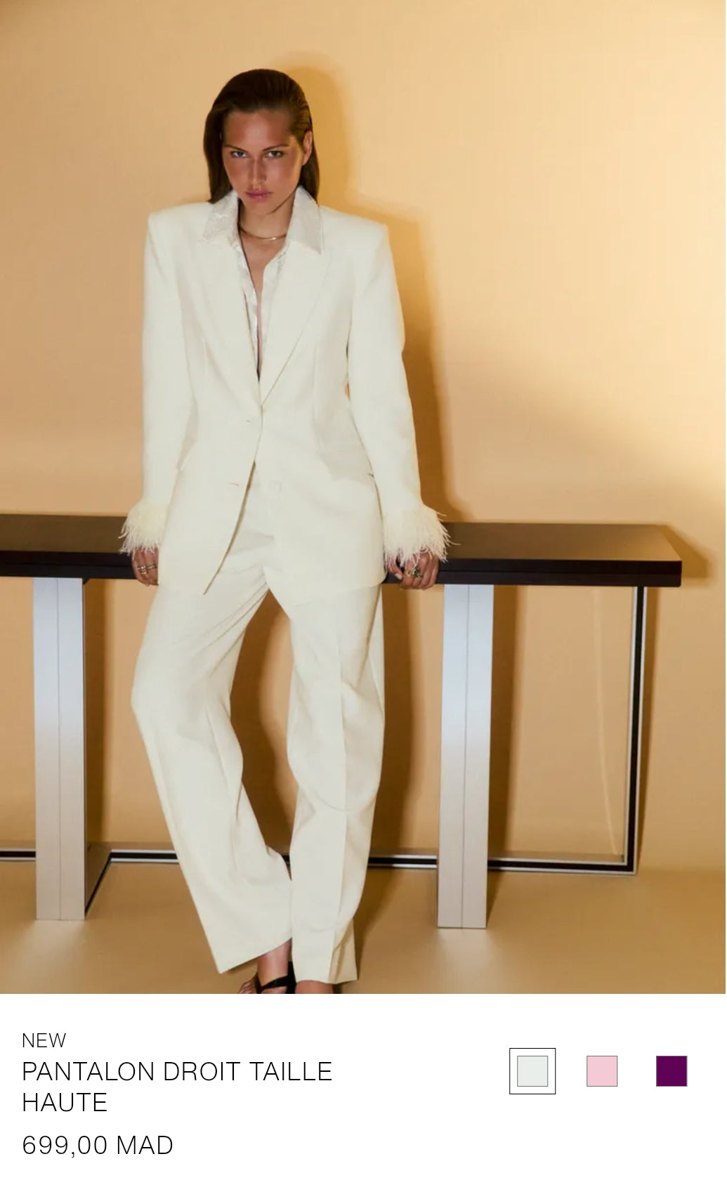 ENSEMBLE BLAZER ÉPAULETTES ET PLUMES | PANTALON DROIT TAILLE HAUTE