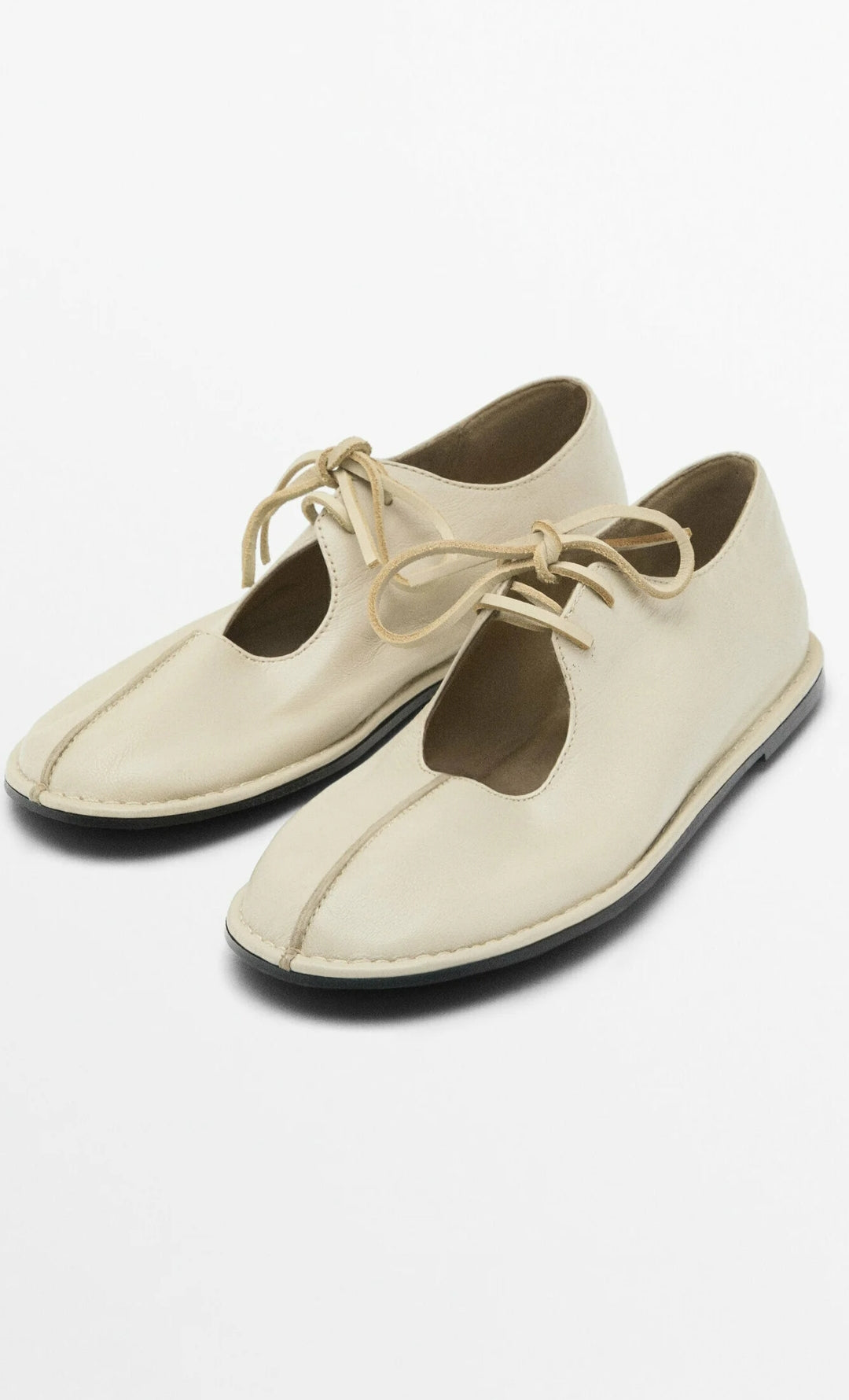 CHAUSSURES PLATES AVEC NŒUD CUIR FROISSÉ