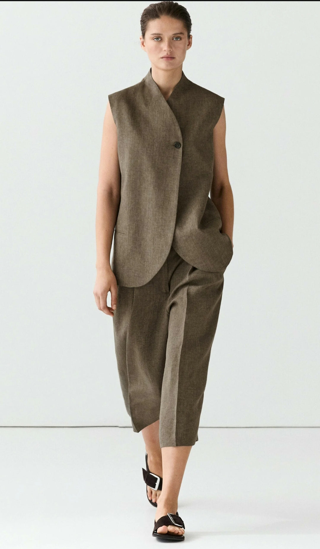 ENSEMBLE GILET | BERMUDA FLUIDE EN LIN MÉLANGÉ