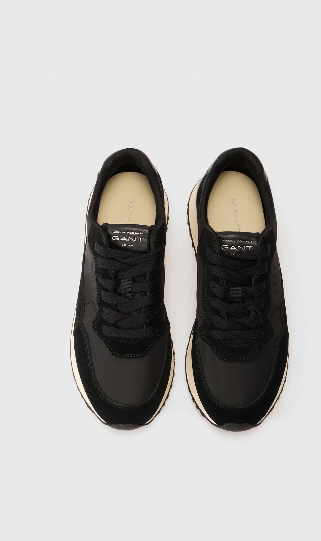 BASKETS EN CUIR
