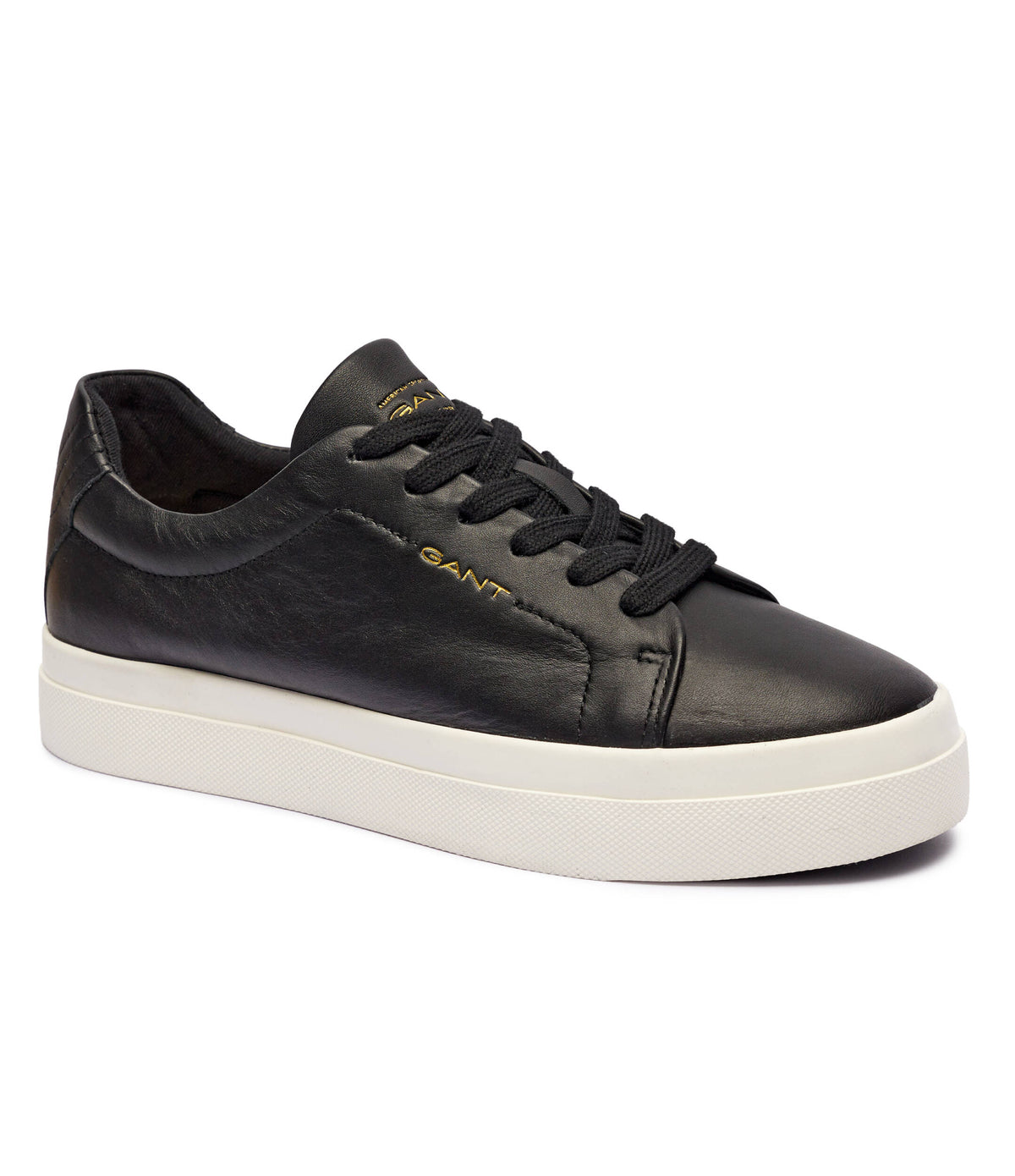 BASKETS EN CUIR