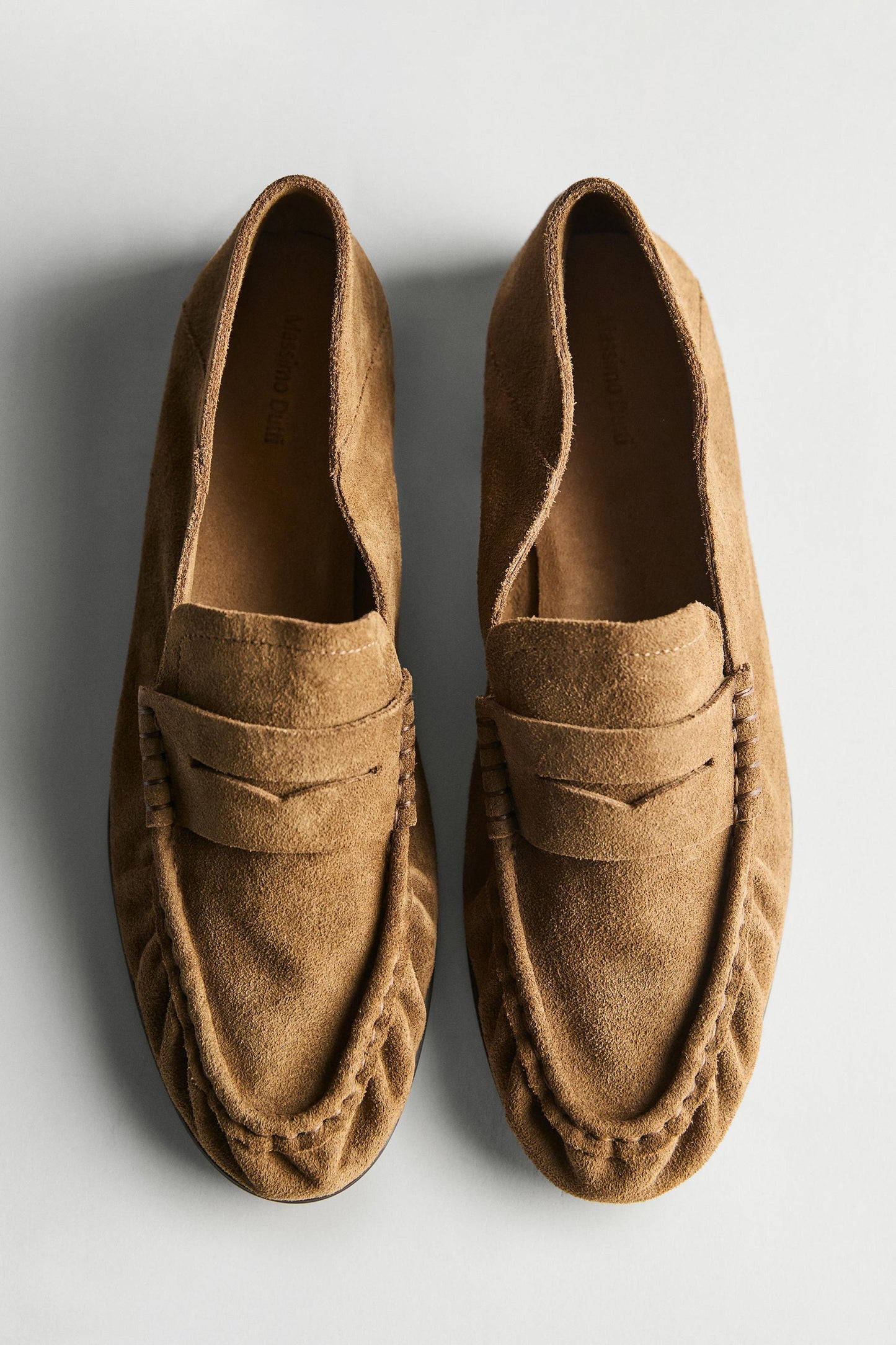 MOCASSINS EN CROÛTE DE CUIR SOUPLE