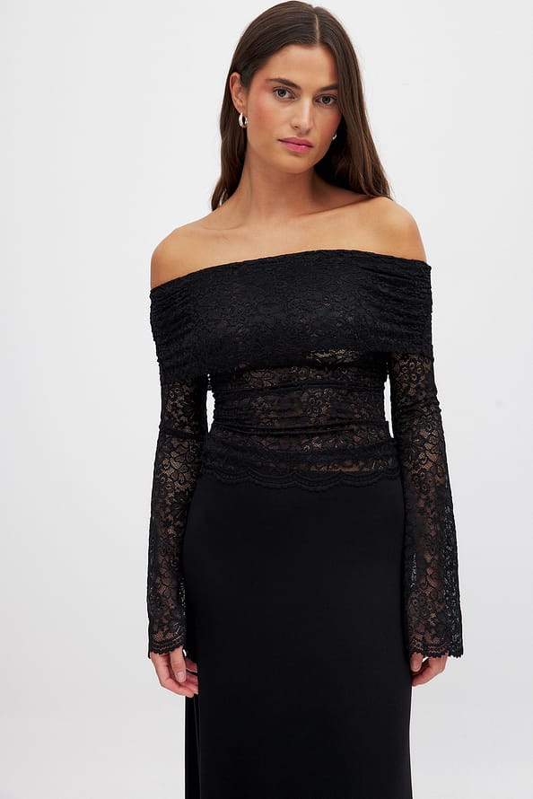 HAUT DENTELLE À ÉPAULES DÉNUDÉES