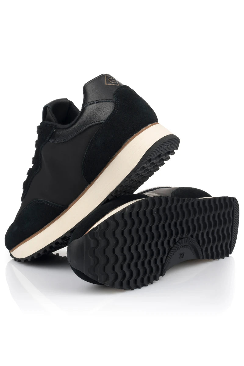 BASKETS EN CUIR
