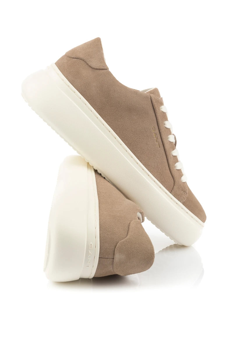 BASKETS EN CUIR