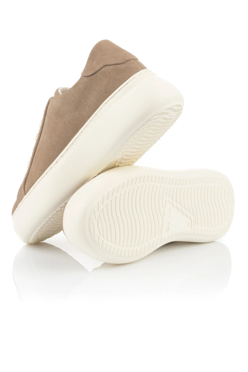 BASKETS EN CUIR