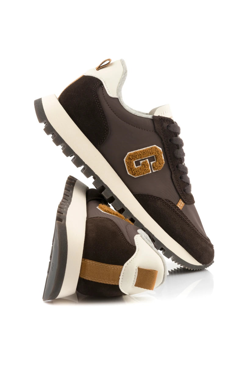 BASKETS EN CUIR