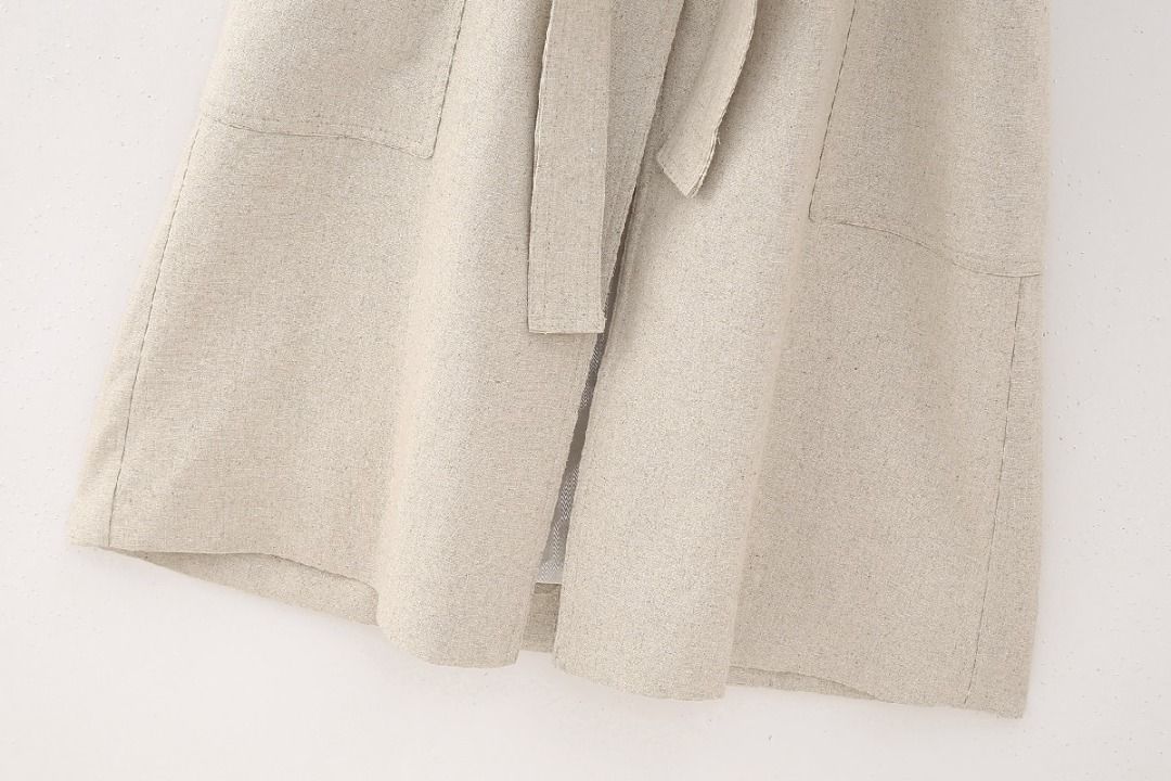 VESTE SANS MANCHES AVEC CEINTURE EN LIN