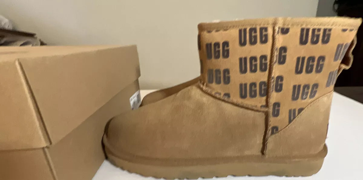 UGG BOTTE CLASSIC MINI II