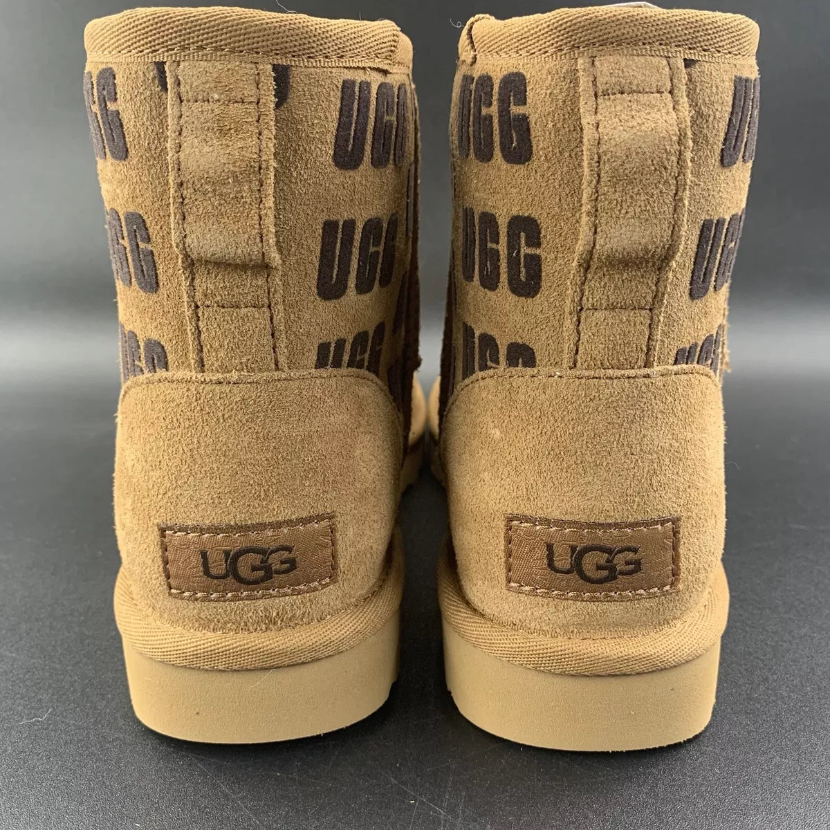 UGG BOTTE CLASSIC MINI II