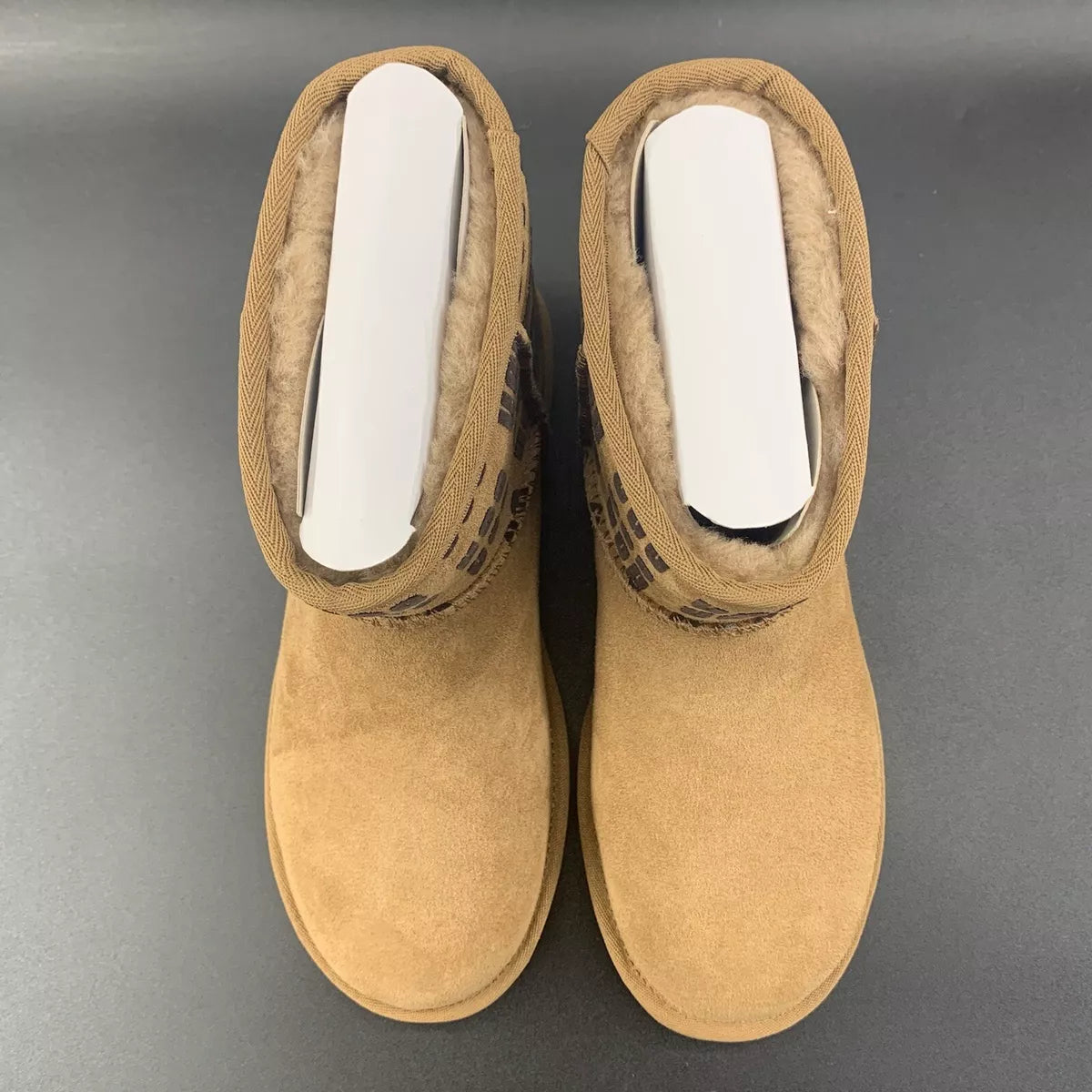 UGG BOTTE CLASSIC MINI II