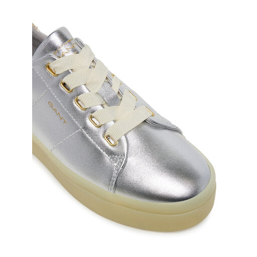 BASKETS EN CUIR
