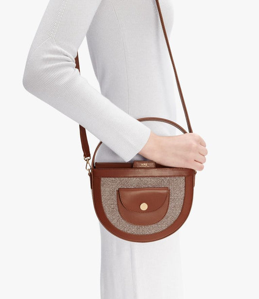 A.P.C. POCKET SMALL BAG NUT BROWN