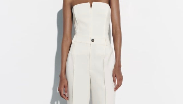 TOP BUSTIER AVEC COUTURES Et OUVERTURE
